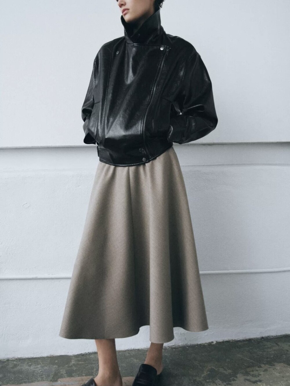 ZARA HERRINGBONE CAPE SKIRT (M) - Picture 2 of 7